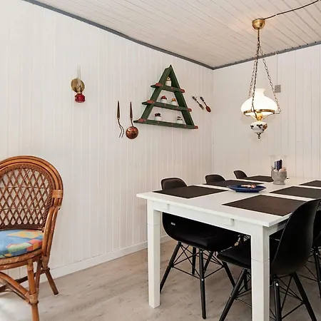 4 Person Holiday Home In Hejls-By Traum